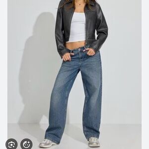 ❌sold❌❌Blue Low Rise Baggy Jeans Boyfriend Size 27